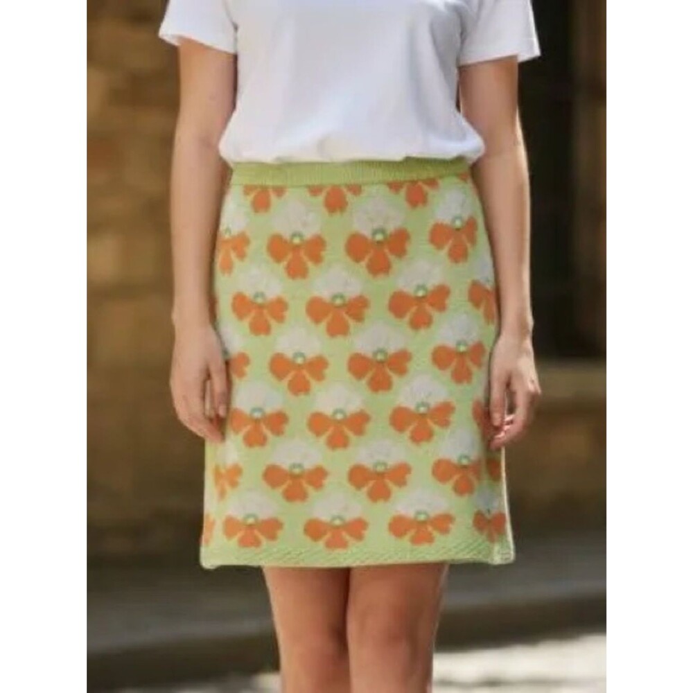 ZARA Floral Jacquard Knit Skirt  Bloggers Fave